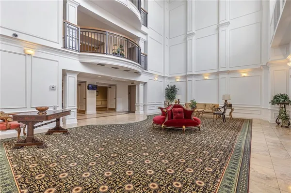 $2,600 | 3275 Lenox Road Northeast, Unit 314, Atlanta, GA 30324