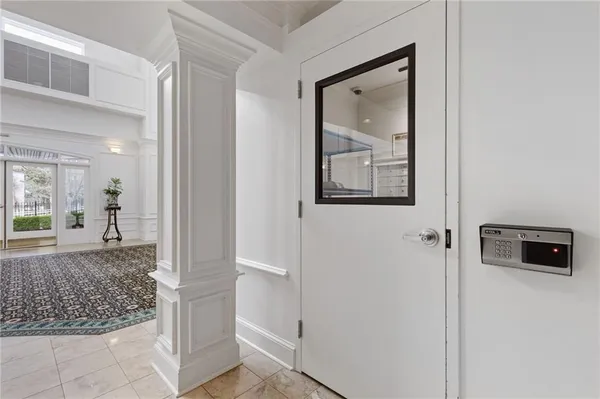 $2,600 | 3275 Lenox Road Northeast, Unit 314, Atlanta, GA 30324