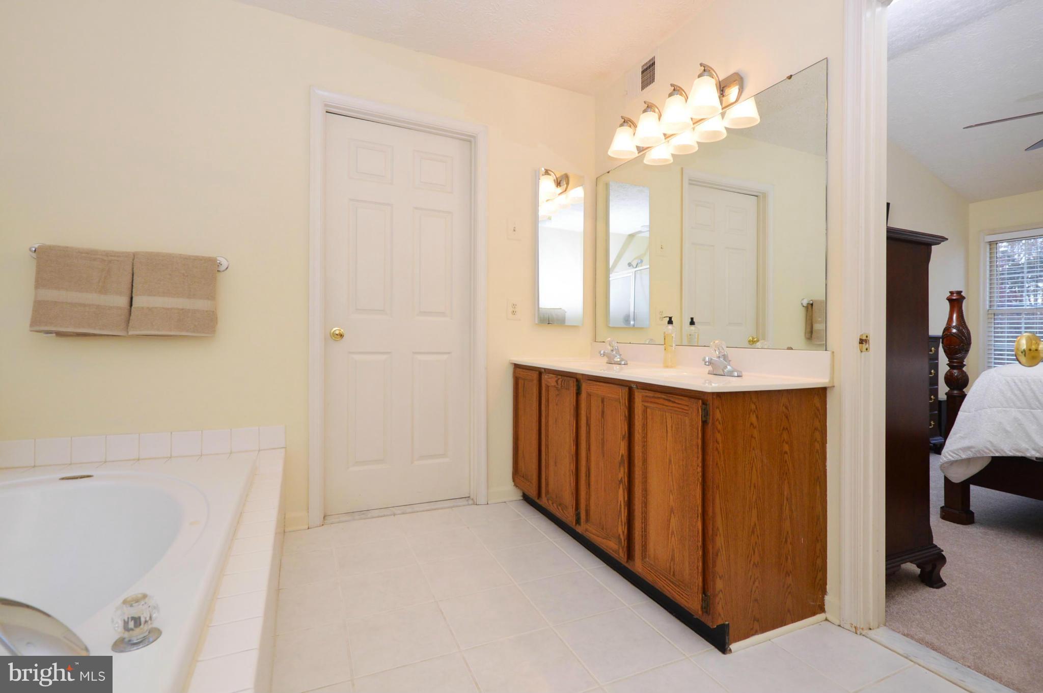 3793 Philadelphia Road Abingdon, MD 21009 - Photo 20 of 30 Bath (Master)
