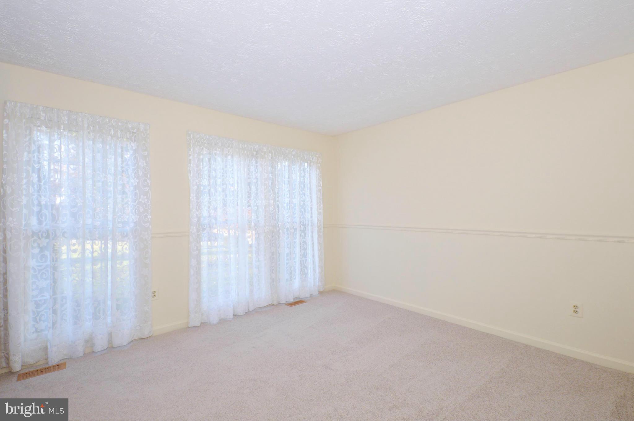 3793 Philadelphia Road Abingdon, MD 21009 - Photo 3 of 30 Living Room