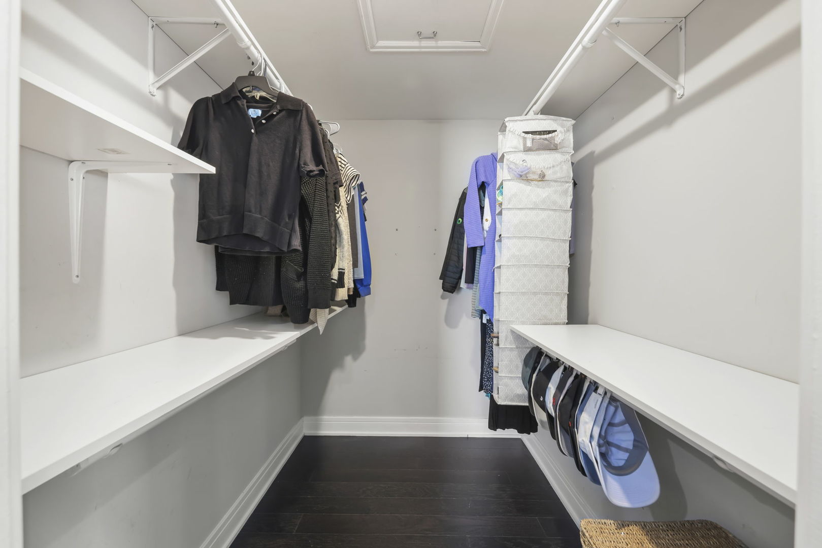 2050 Lancaster Circle, Unit 201D Naperville, IL 60565 - Photo 19 of 36