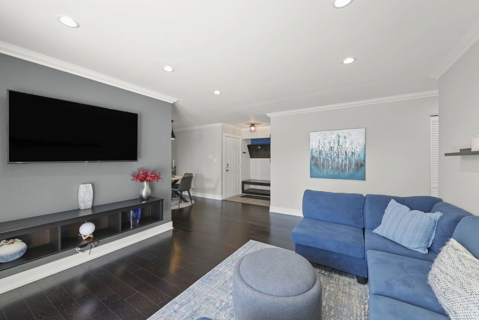 2050 Lancaster Circle, Unit 201D Naperville, IL 60565 - Photo 5 of 36