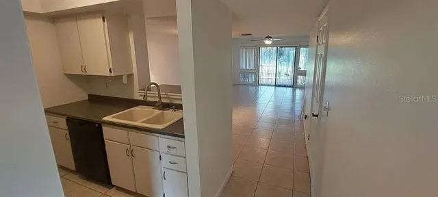 $149,995 | 6124 Peregrine Avenue, Unit D06, Orlando, FL 32819