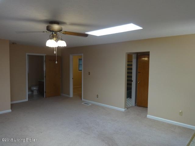 9800 Gandy Road Louisville, KY 40272 - Photo 18 of 23 17
