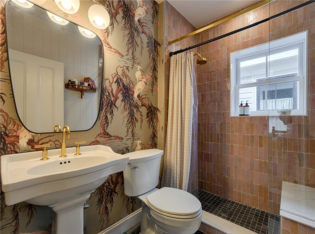 461 Spring Street Newport, RI 02840 - Photo 17 of 17