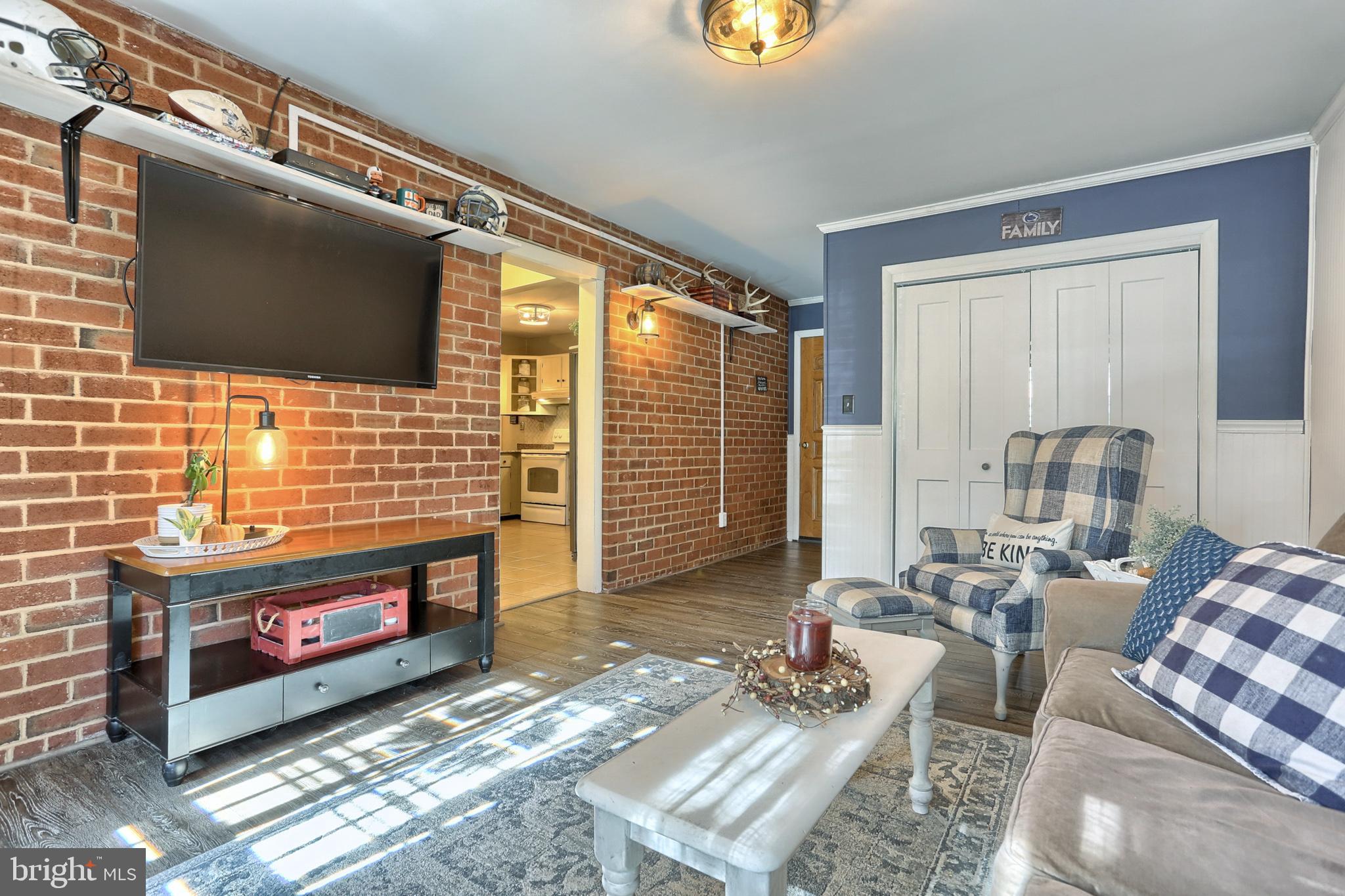 809 Valley Road Enola, PA 17025 - Photo 5 of 36 Gallery Image 5