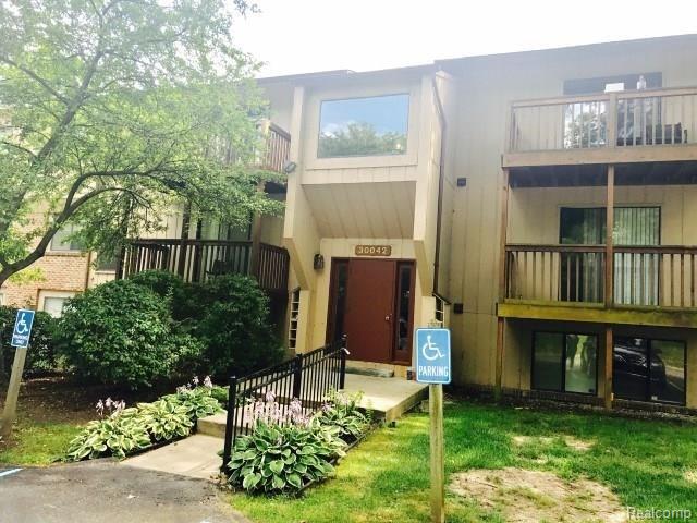 30042 Twelve Mile Road Farmington, MI 48334 - Photo 1 of 18