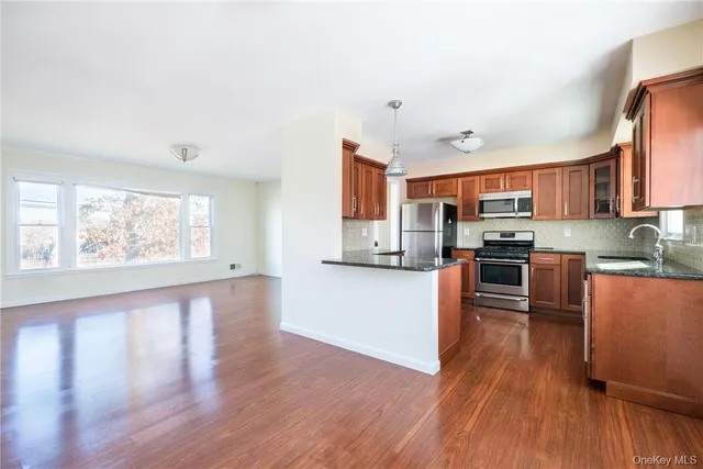 $835,000 | 1320 Mamaroneck Avenue, Mamaroneck, NY 10543