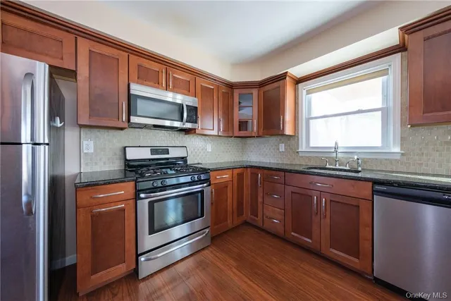 $835,000 | 1320 Mamaroneck Avenue, Mamaroneck, NY 10543