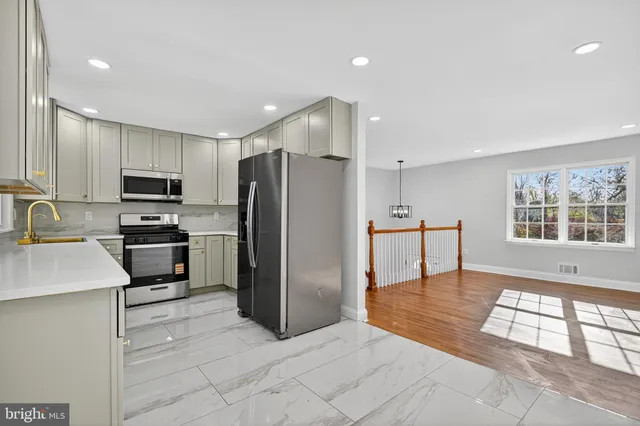 $789,000 | 43 Linden Lane, Plainsboro, NJ 08536