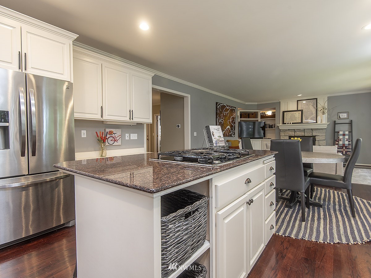21421 31st Avenue Southeast Bothell, WA 98021 - Photo 11 of 40 Gallery Image 11