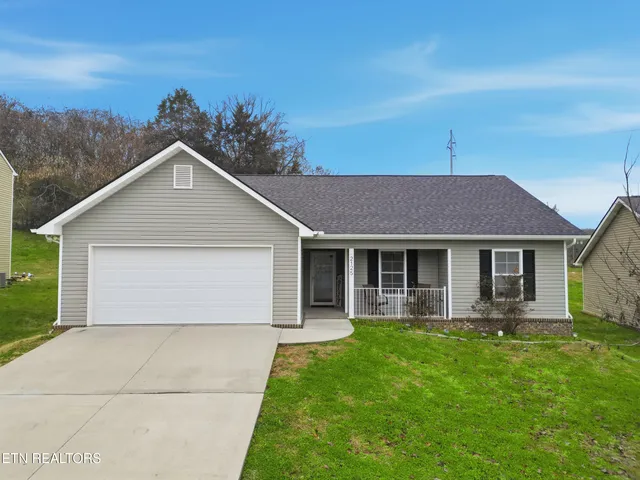$319,000 | 2125 Bluebonnet Drive, Mascot, TN 37806