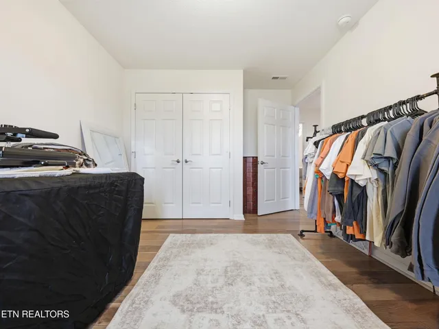 $319,000 | 2125 Bluebonnet Drive, Mascot, TN 37806