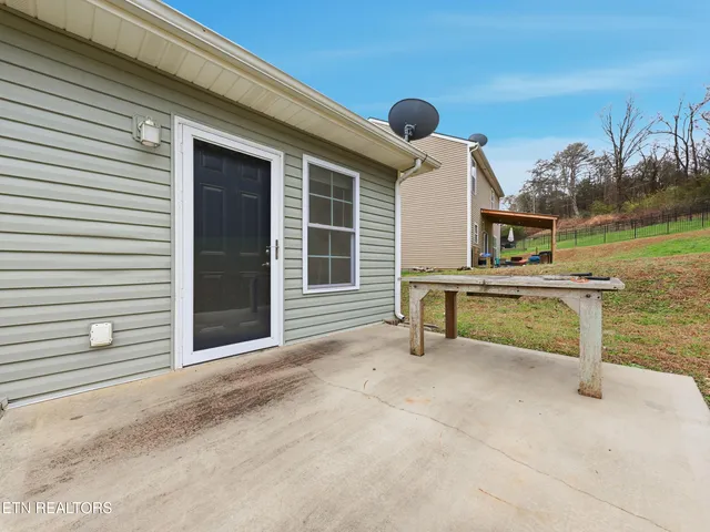 $319,000 | 2125 Bluebonnet Drive, Mascot, TN 37806