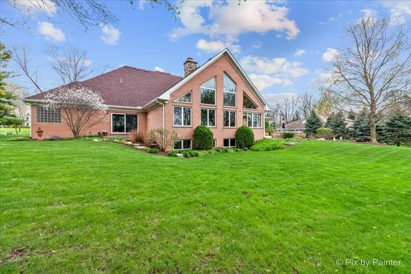 $1,250,000 | 4 Mohawk Drive, South Barrington, IL 60010