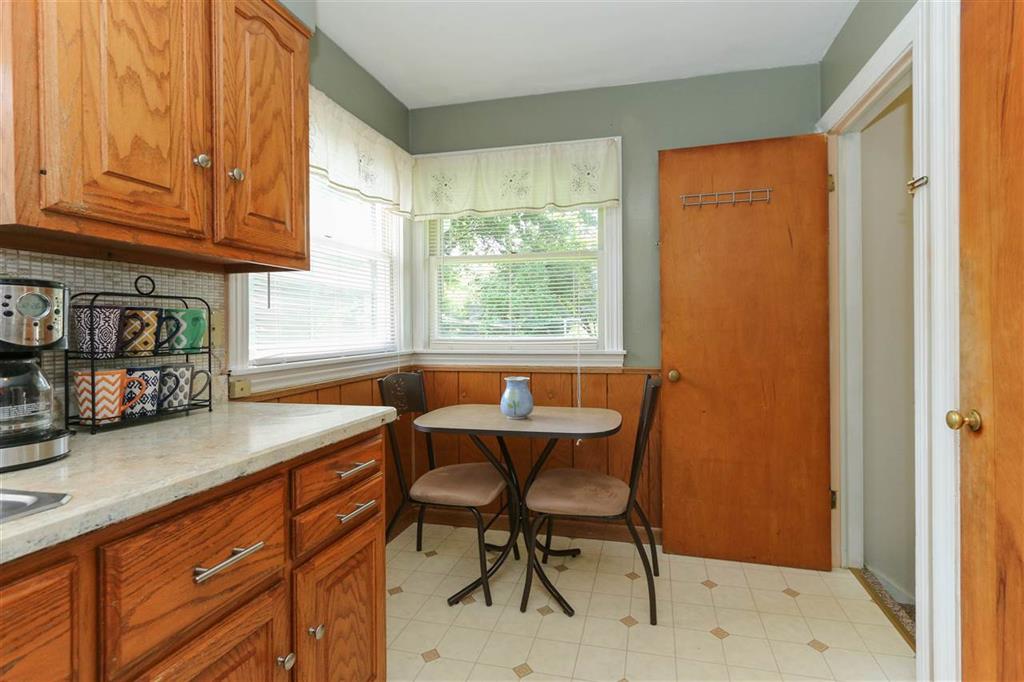 1581 Westgate Road Seymour, IN 47274 - Photo 6 of 18 Gallery Image 6