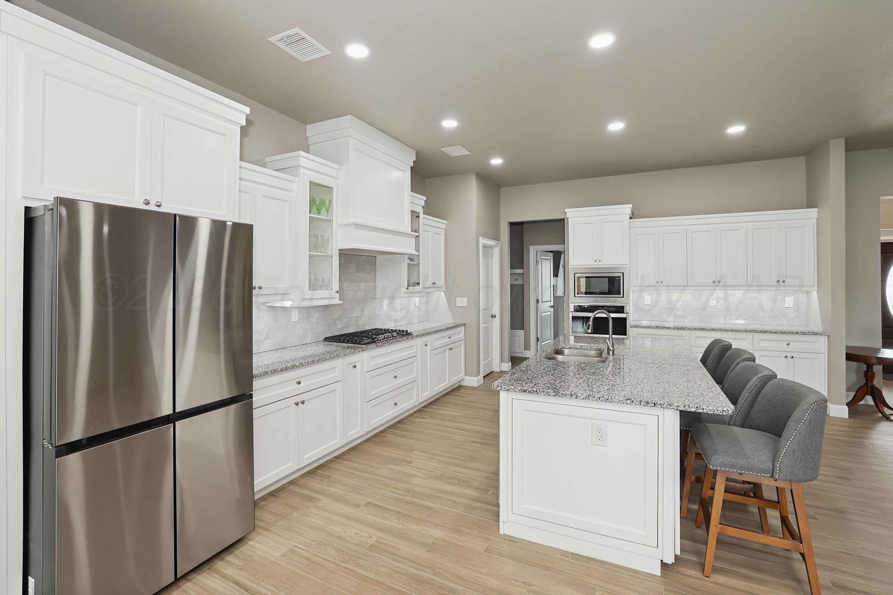 13466 Antenor Road Amarillo, TX 79124 - Photo 11 of 48 9-Kitchen