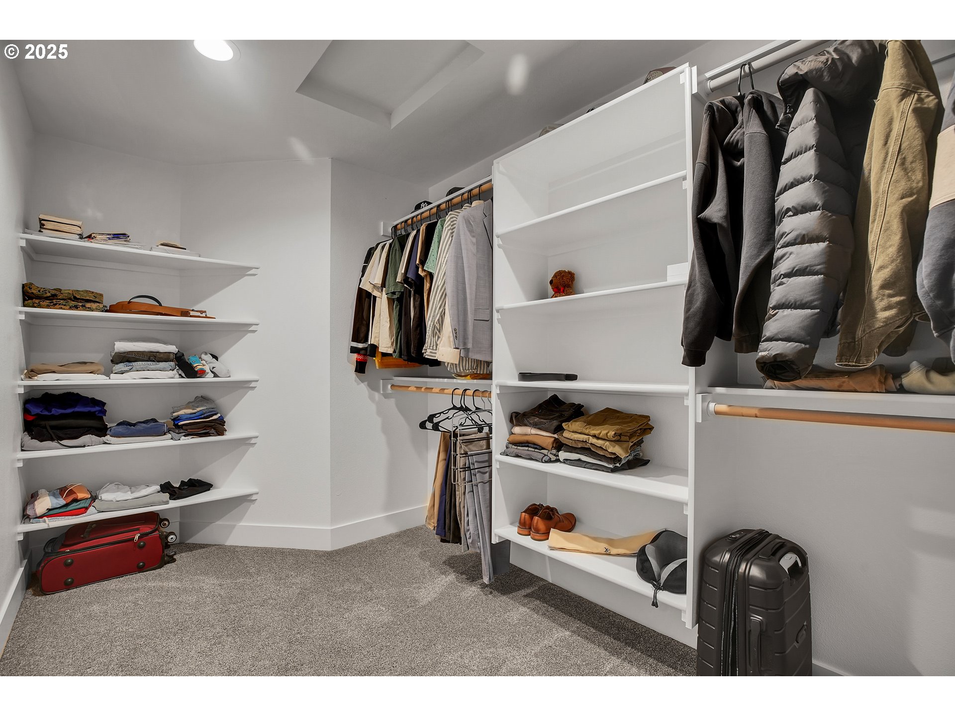 38249 Mulberry Street Sandy, OR 97055 - Photo 40 of 44 a utility room with multiple dryer and washer