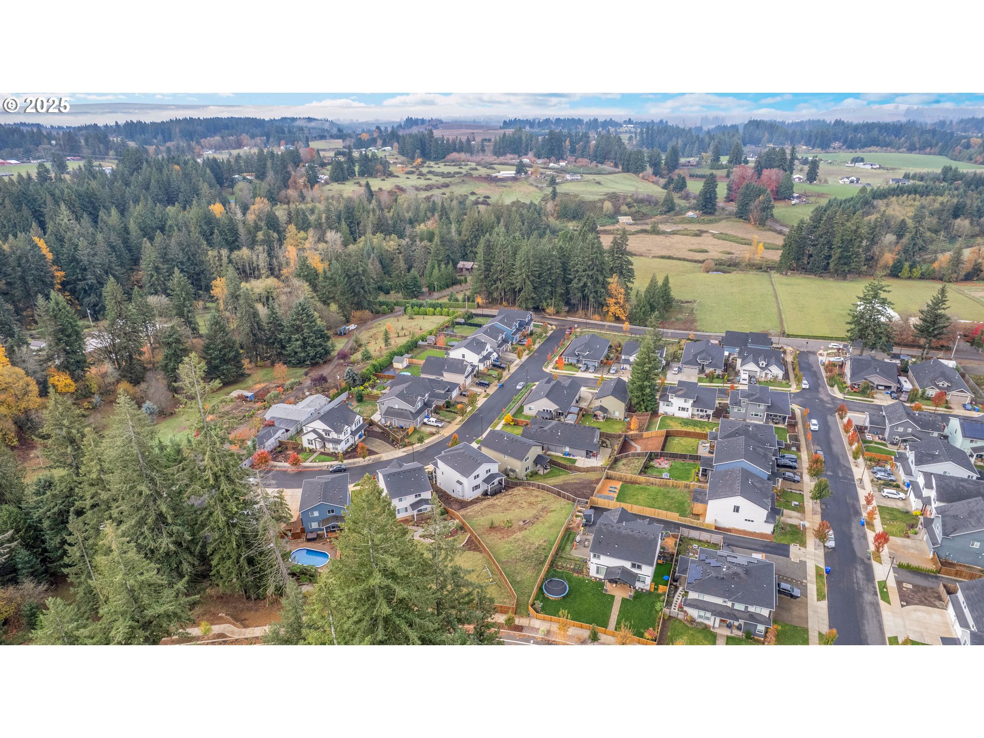 38249 Mulberry Street Sandy, OR 97055 - Photo 43 of 44 a view of city with ocean