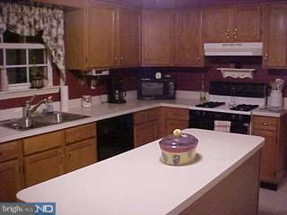 26 Almond Road Burlington, NJ 08016 - Photo 6 of 6 Gallery Image 6