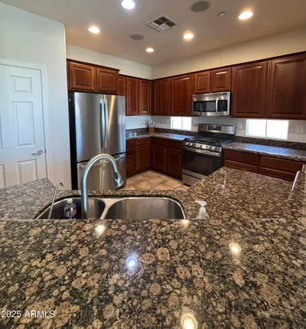 $3,850 | 41520 North River Bend Court, Anthem, AZ 85086