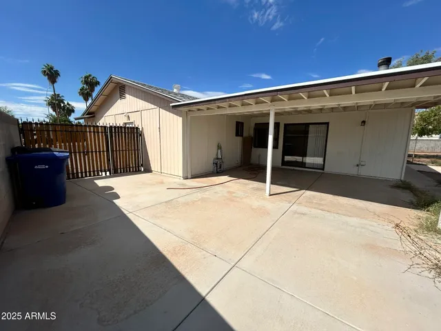 $1,995 | 523 North Los Feliz Drive, Chandler, AZ 85226