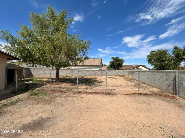 $1,995 | 523 North Los Feliz Drive, Chandler, AZ 85226