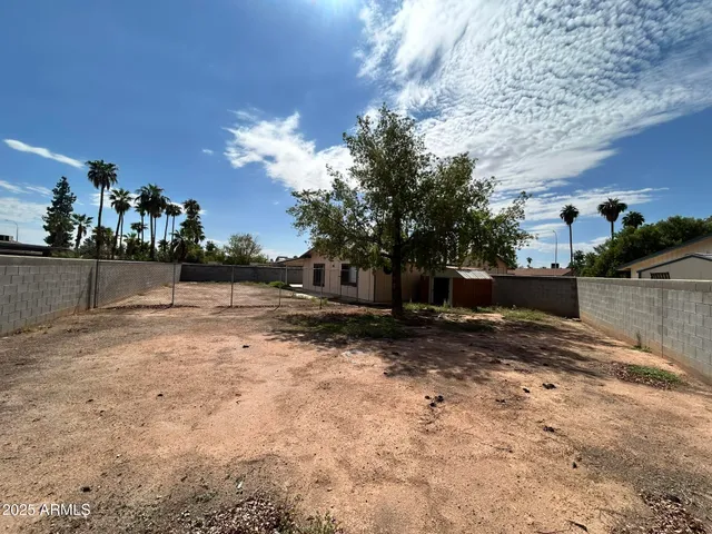 $1,995 | 523 North Los Feliz Drive, Chandler, AZ 85226