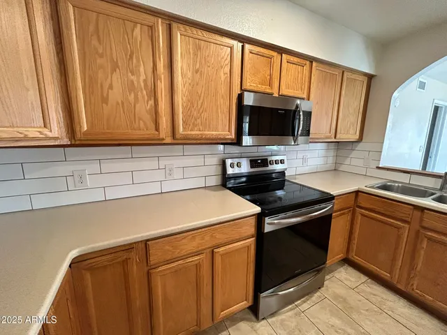 $1,995 | 523 North Los Feliz Drive, Chandler, AZ 85226