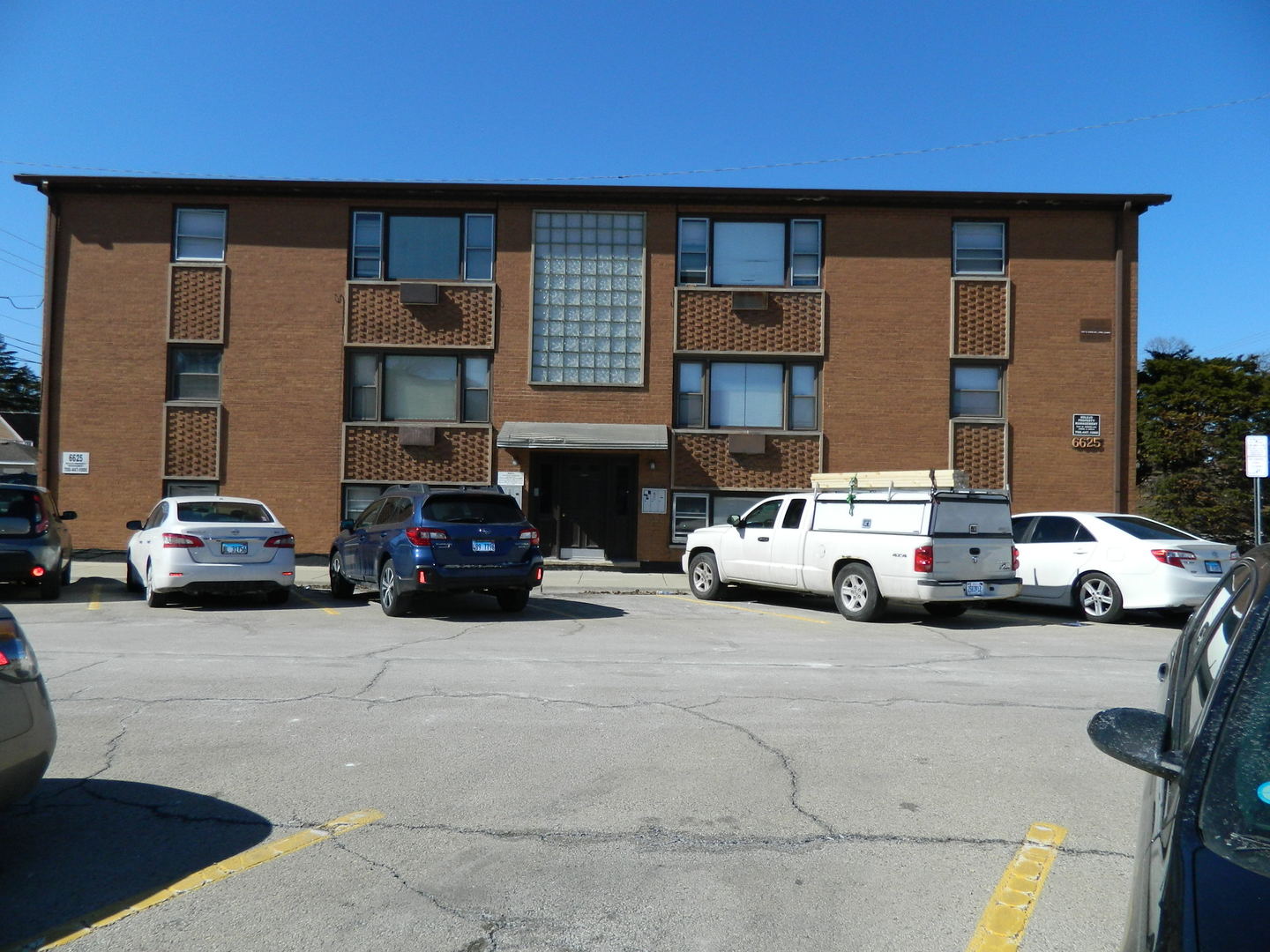 6625 Pershing Road Stickney, IL 60402 - Photo 1 of 10 a car parked in front of a house