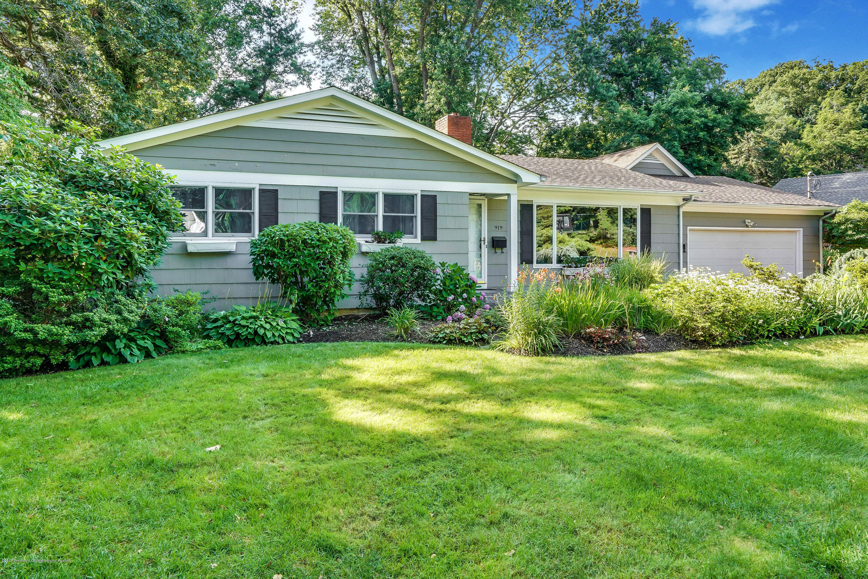 919 Woodview Road Brielle, NJ 08730 - Photo 2 of 39 mjb01171-mjb01175b