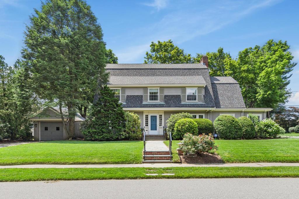 25 Lakeview Road Winchester, MA 01890 - Photo 1 of 42