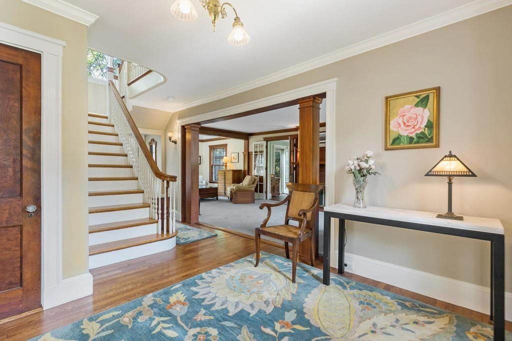 25 Lakeview Road Winchester, MA 01890 - Photo 3 of 42