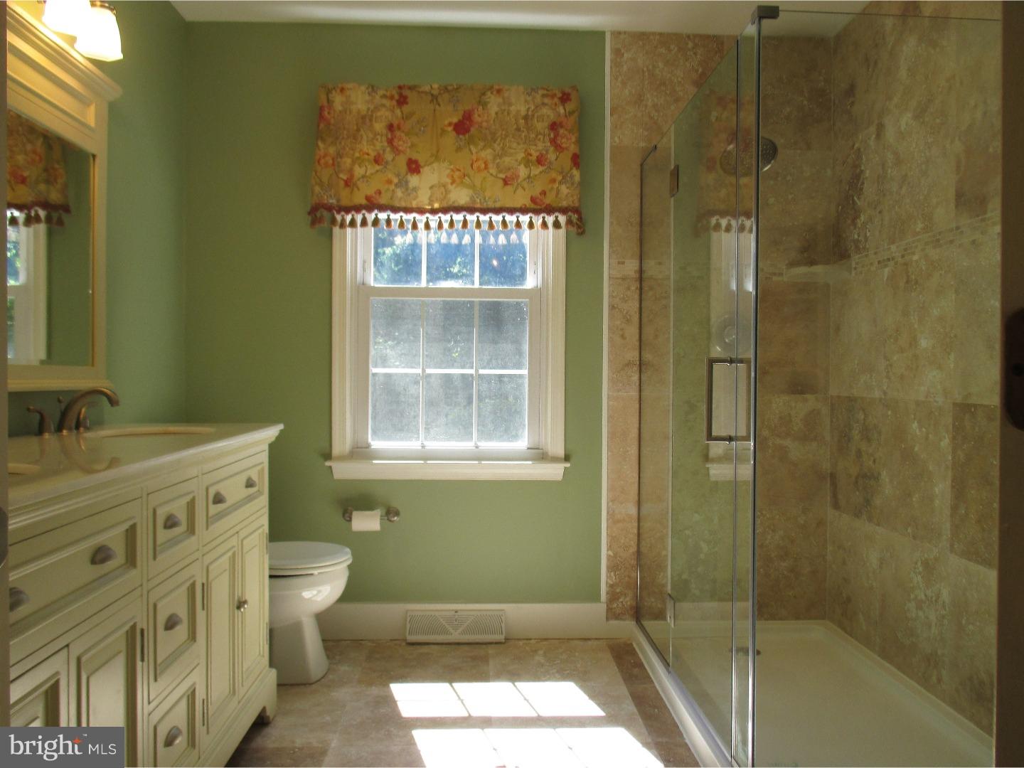 305 Oxford Road Villanova, PA 19085 - Photo 13 of 25