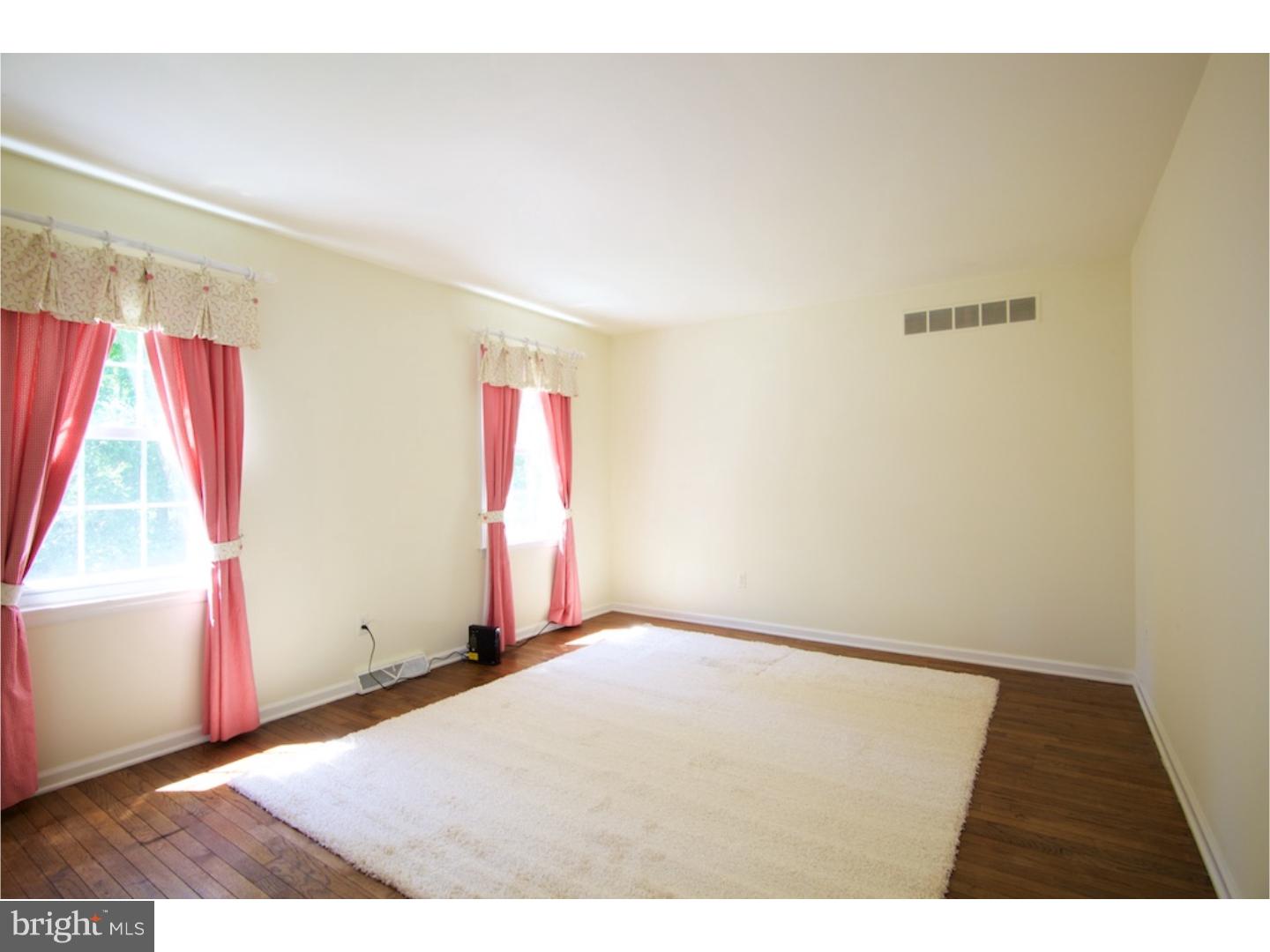 305 Oxford Road Villanova, PA 19085 - Photo 19 of 25