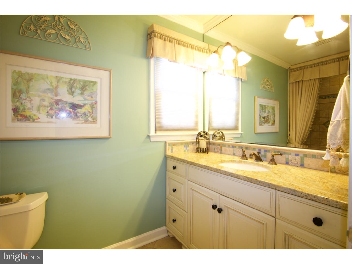 305 Oxford Road Villanova, PA 19085 - Photo 20 of 25 Bathroom