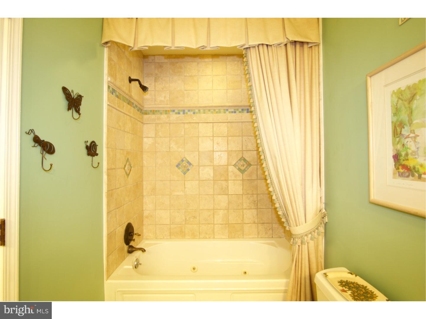305 Oxford Road Villanova, PA 19085 - Photo 21 of 25 Bathroom
