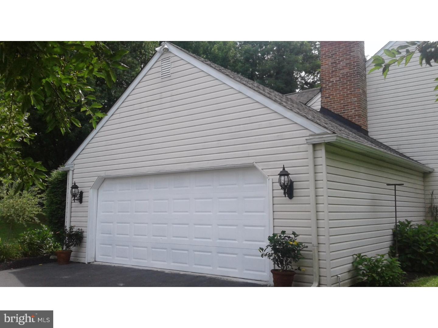 305 Oxford Road Villanova, PA 19085 - Photo 23 of 25 Garage