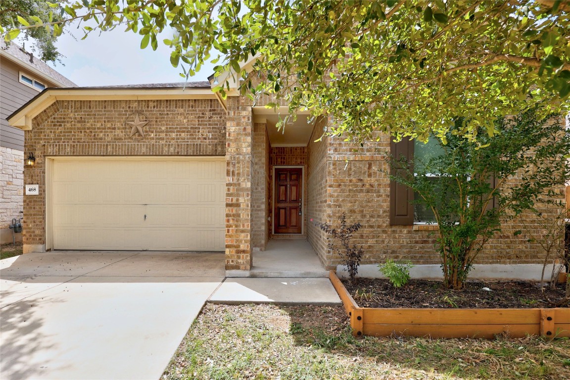 468 Sheepshank Drive Georgetown, TX 78633 - Photo 3 of 27 a front view of a house