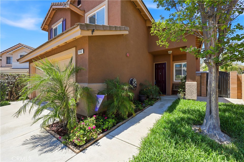 11552 Sheffield Road Fontana, CA 92337 - Photo 3 of 36
