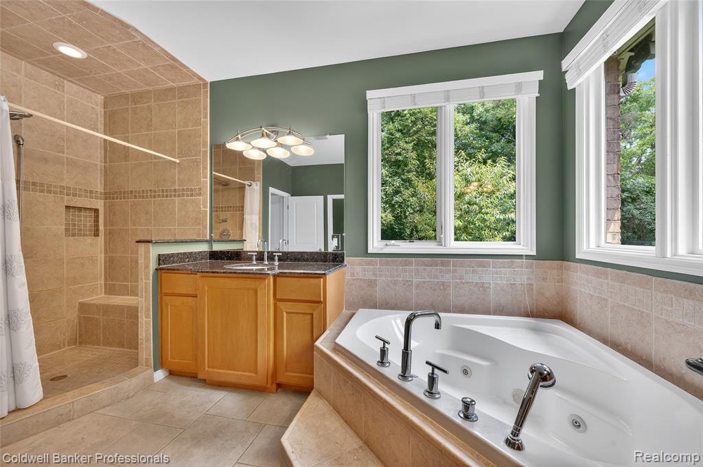 668 East Buell Road Rochester, MI 48306 - Photo 25 of 51