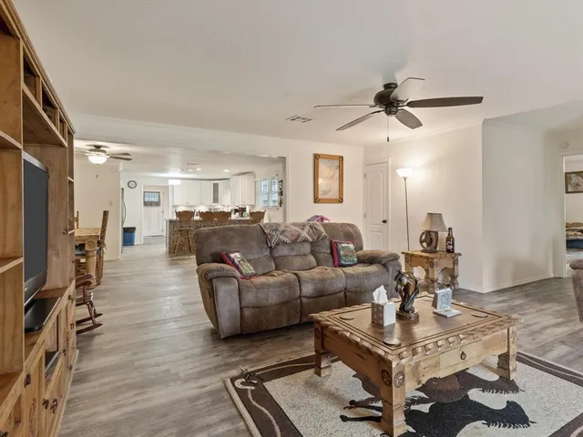 $415,000 | 360 Hcr 1414, Covington, TX 76636