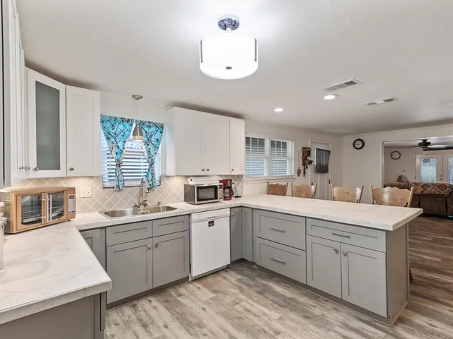 $415,000 | 360 Hcr 1414, Covington, TX 76636