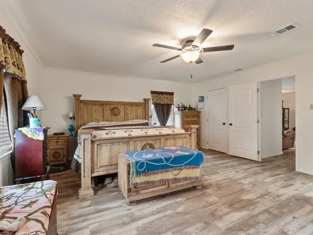 $415,000 | 360 Hcr 1414, Covington, TX 76636