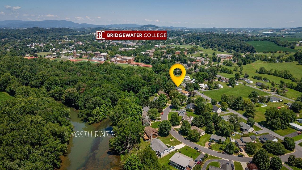 503 East Riverside Drive Bridgewater, VA 22812 - Photo 3 of 65
