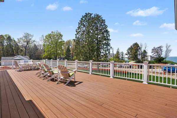 $1,825,000 | 77102 Marwood Drive, South Haven, MI 49090