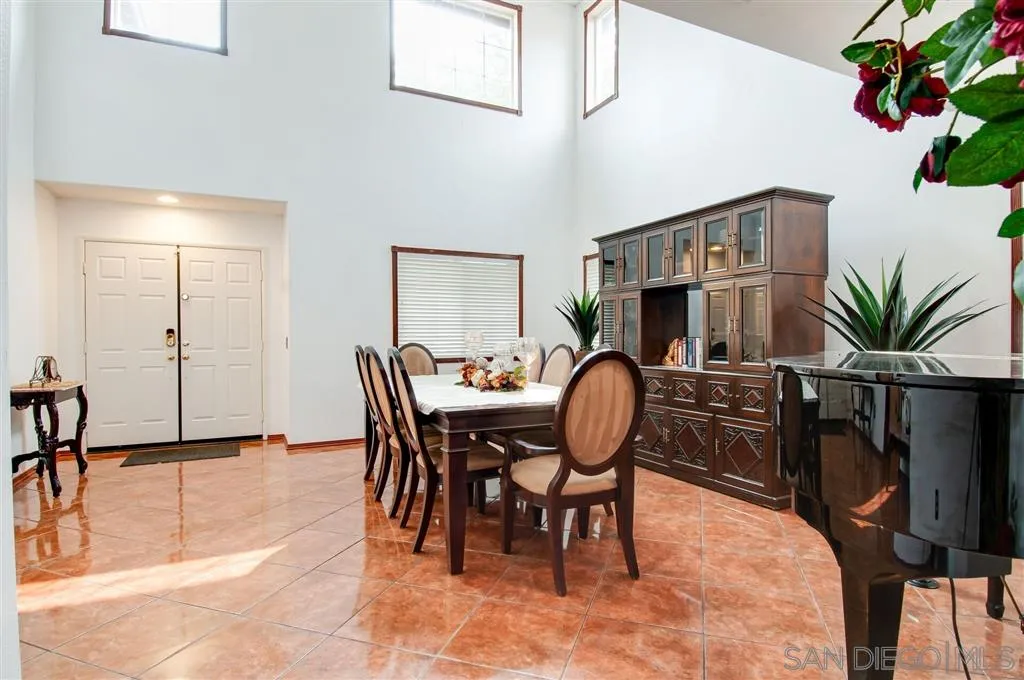 38305 Encanto Road Murrieta, CA 92563 - Photo 2 of 24 a view of a livingroom with furniture