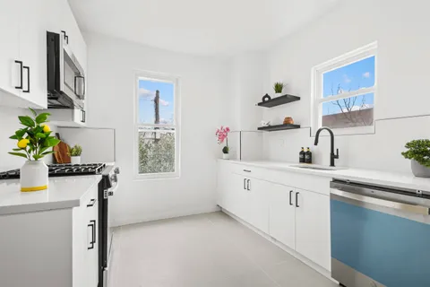 $929,000 | 292 Forrest Street, Jersey City, NJ 07304