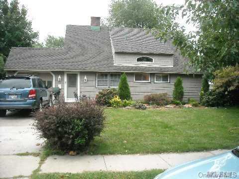 213 Blacksmith Road Levittown, NY 11756 - Photo 1 of 1 Gallery Image 1