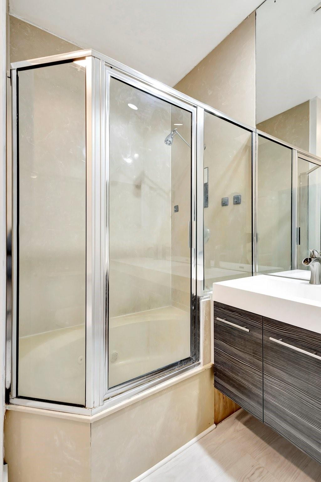 8705 Vía Giula, Unit 2 Boca Raton, FL 33496 - Photo 23 of 38 Photo 23